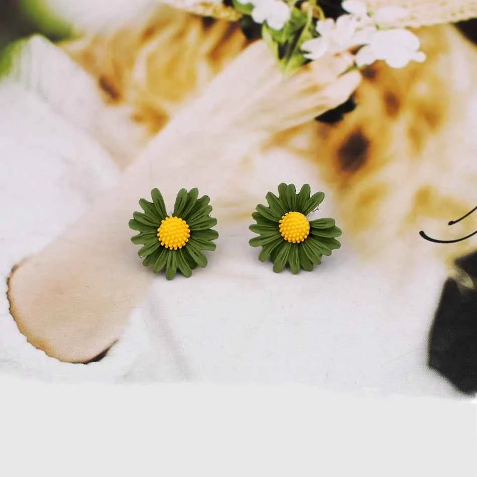 Trendy Sweet Cute Daisy Stud Earrings For Women Girls Korean Fashion Asymmetric Flower Earrings Yellow White Green Party Jewelry