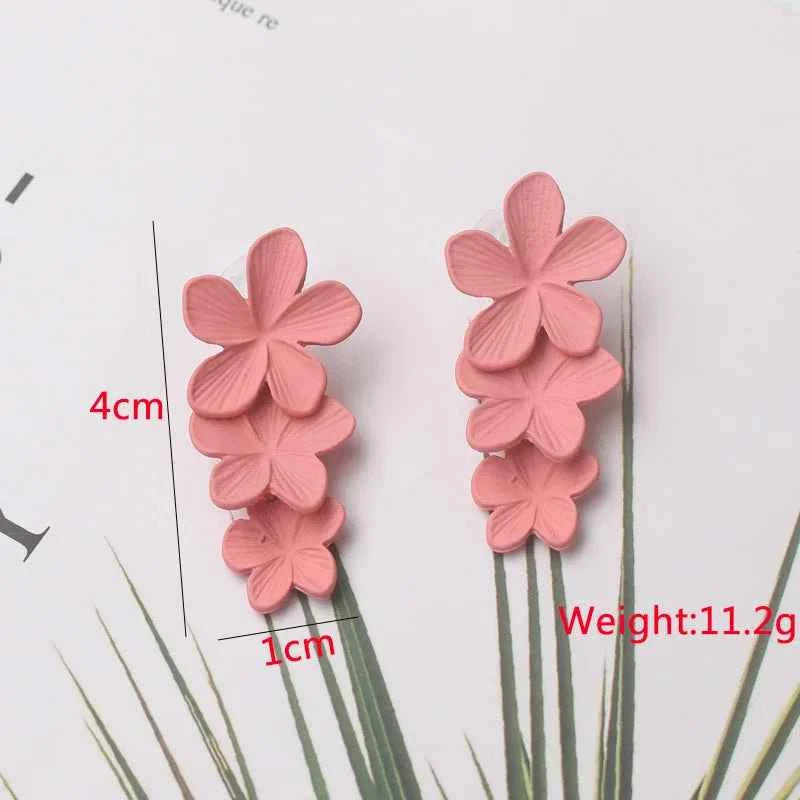 Pink Color Dangle Earrings for Women Korean Fashion Flower Long Hanging Earrings Butterfly Heart Pendants Twist Drop Earrings