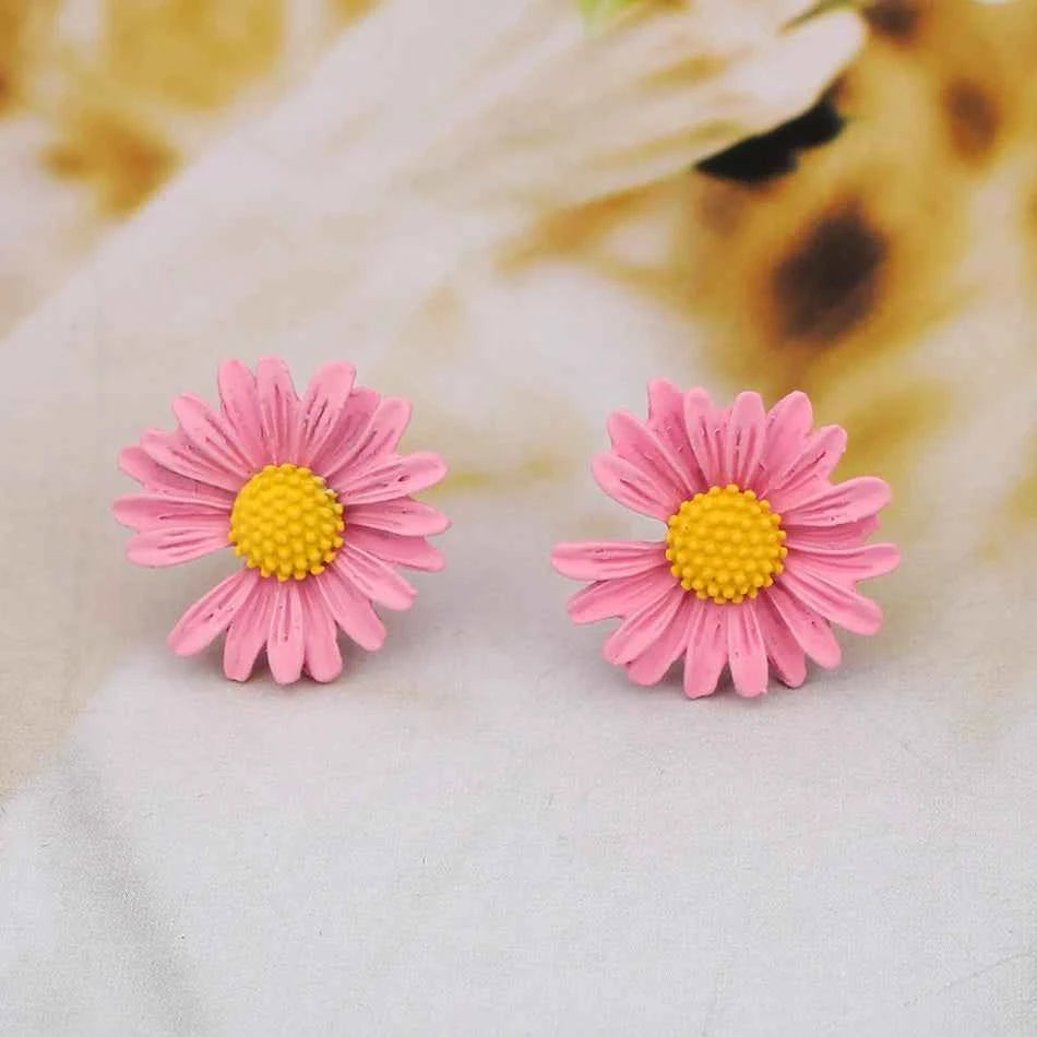 Trendy Sweet Cute Daisy Stud Earrings For Women Girls Korean Fashion Asymmetric Flower Earrings Yellow White Green Party Jewelry