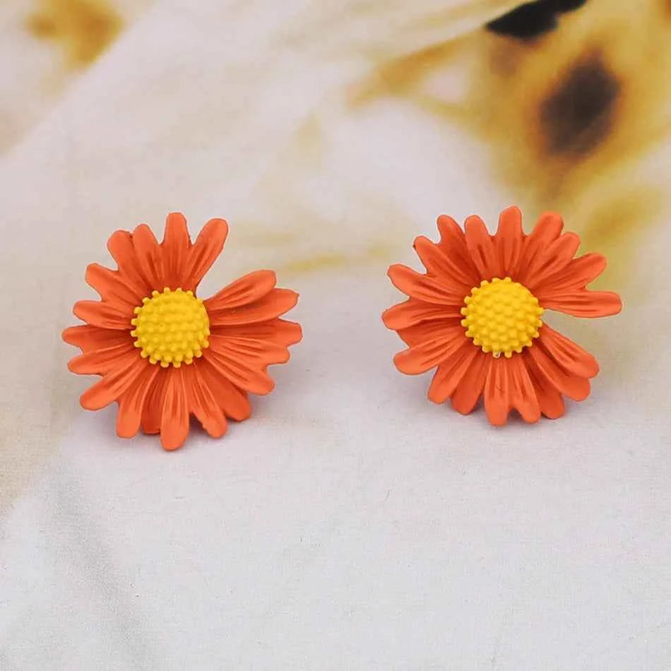 Trendy Sweet Cute Daisy Stud Earrings For Women Girls Korean Fashion Asymmetric Flower Earrings Yellow White Green Party Jewelry
