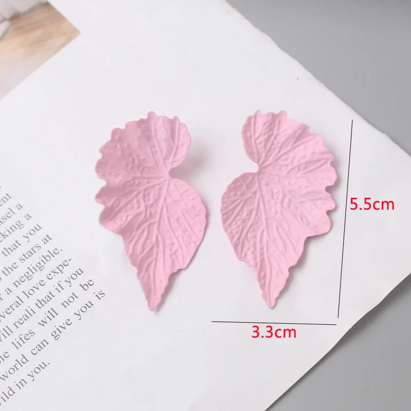 Pink Color Dangle Earrings for Women Korean Fashion Flower Long Hanging Earrings Butterfly Heart Pendants Twist Drop Earrings