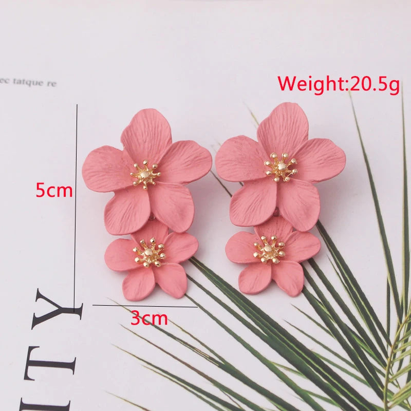 Pink Color Dangle Earrings for Women Korean Fashion Flower Long Hanging Earrings Butterfly Heart Pendants Twist Drop Earrings