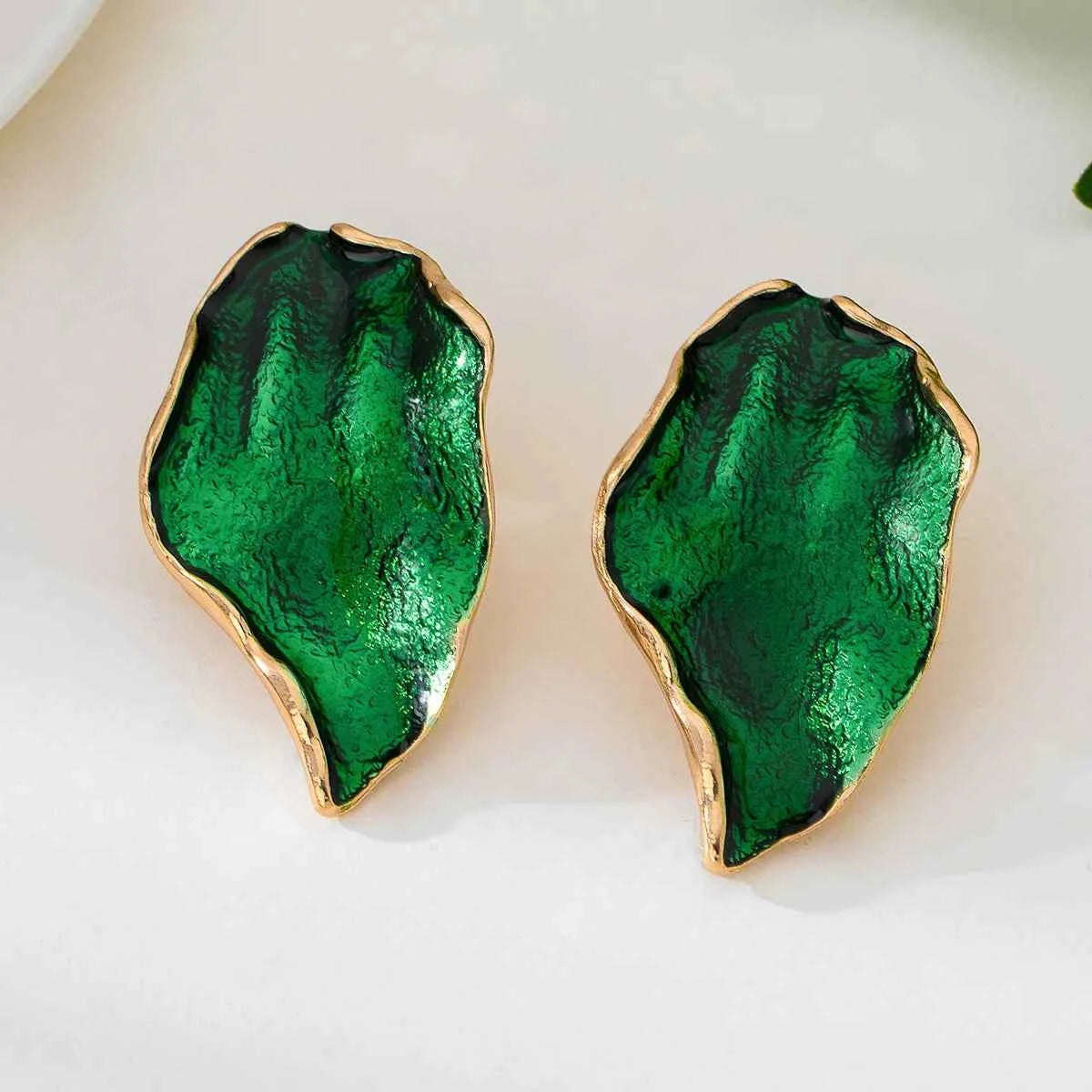 Irregular Pleated Drip Earrings For Women Girls Enamel Glaze Geometric Ear Accessories Fashion Jewelry DE057