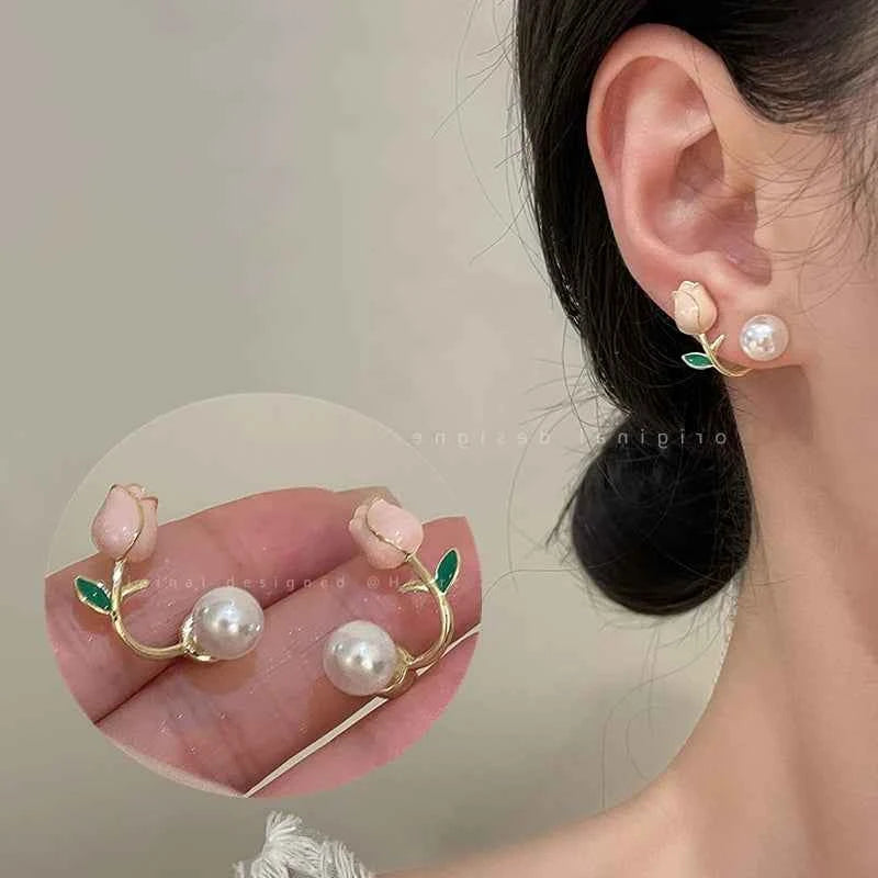Trendy  Gardenia Pearl Stud Earrings for Women New Design White Green Leaf Flowers Sweet Earrings Fashion Jewelry Wholesale