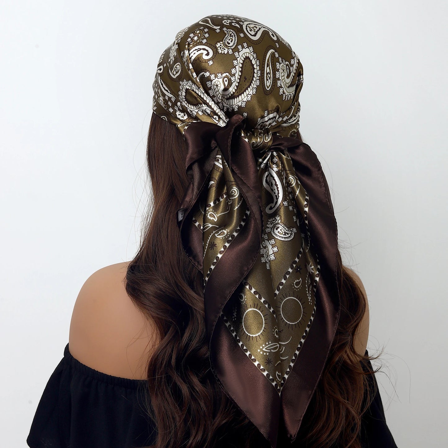 1 piece 35.4 inches Women Shawls Fashion print Summer Kerchief Luxury Brand 90X90CM Bandanna New Foulard Satin Square Headcloth