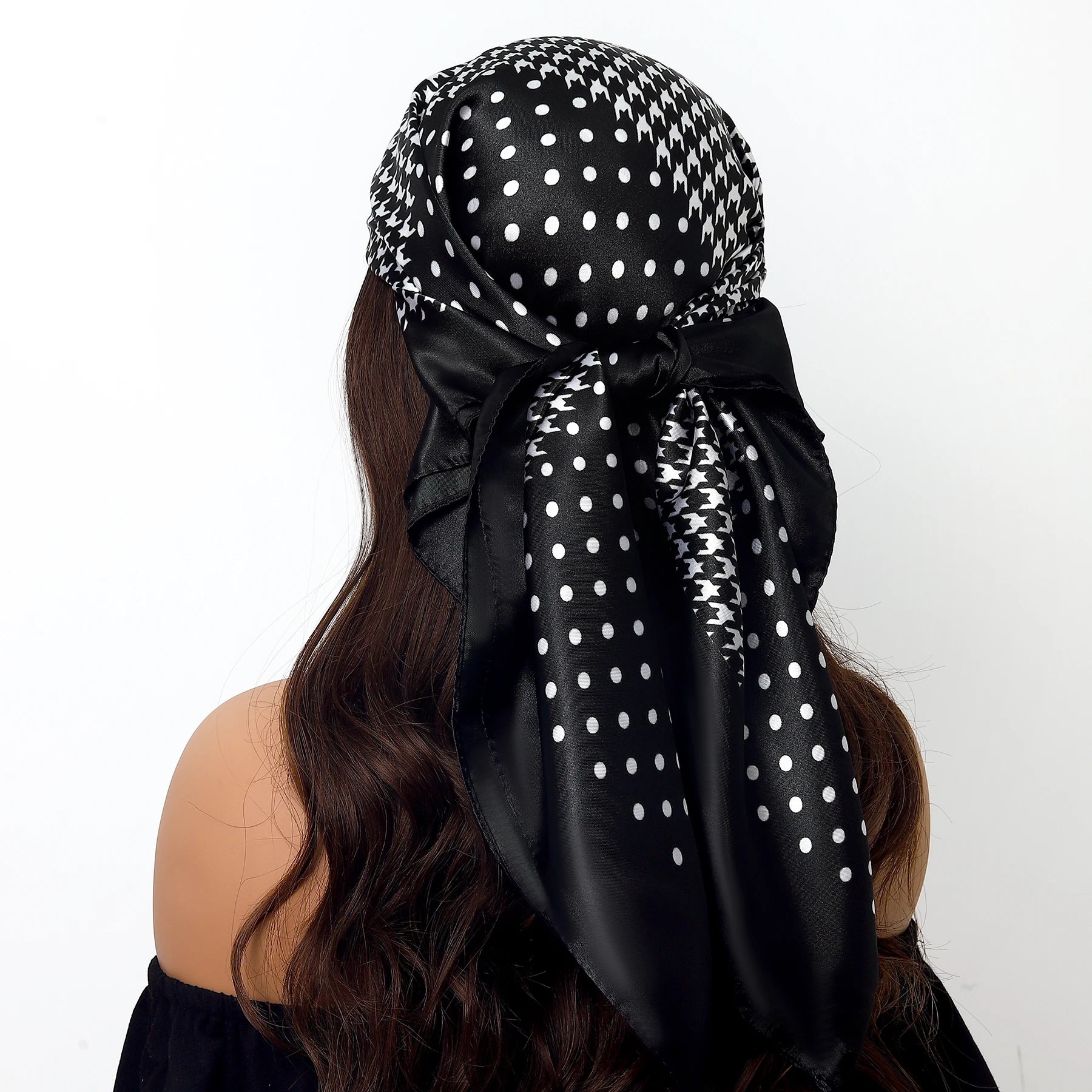 Popular Shawls Europe And America Fashion Bandannas New Print Sunscreen 90X90CM Kerchief Four Seasons Luxury Square Silk Scarves - NamafadStore