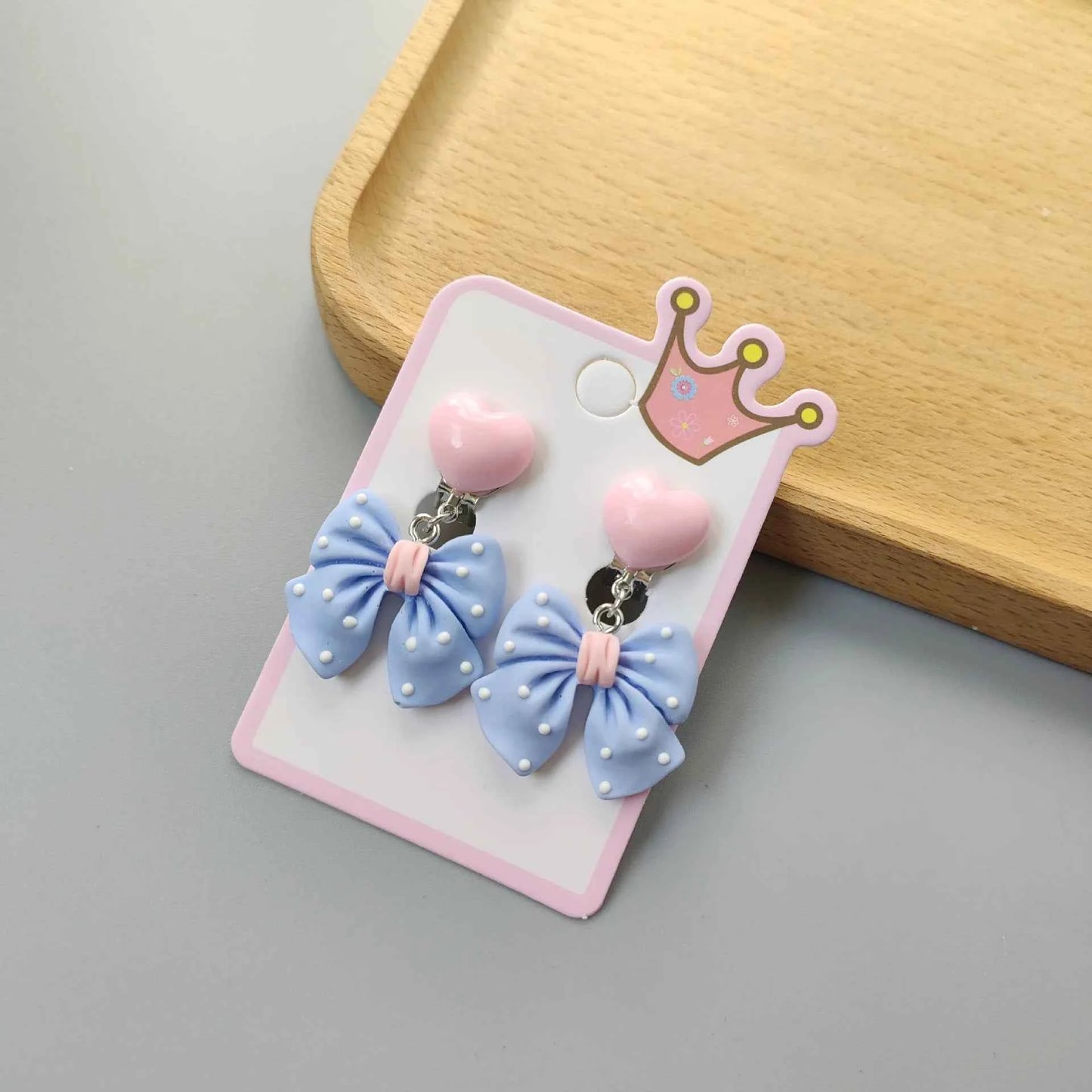 2025 New Children Cartoon Acrylic Ear Clips No Ear Hole Jewelry Princess Girl Earrings Fashionable Baby Girl Clips