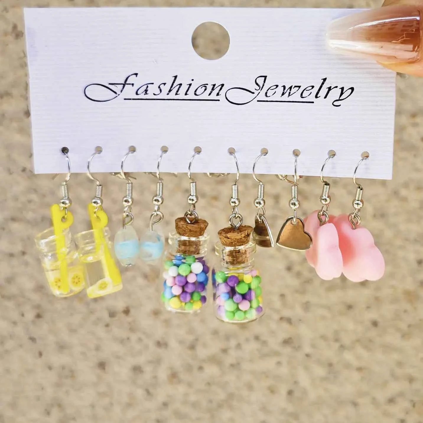 10pcs Resin Animal Pendant Earrings: Sweet and Artistic Floral Butterfly Milk Tea Design