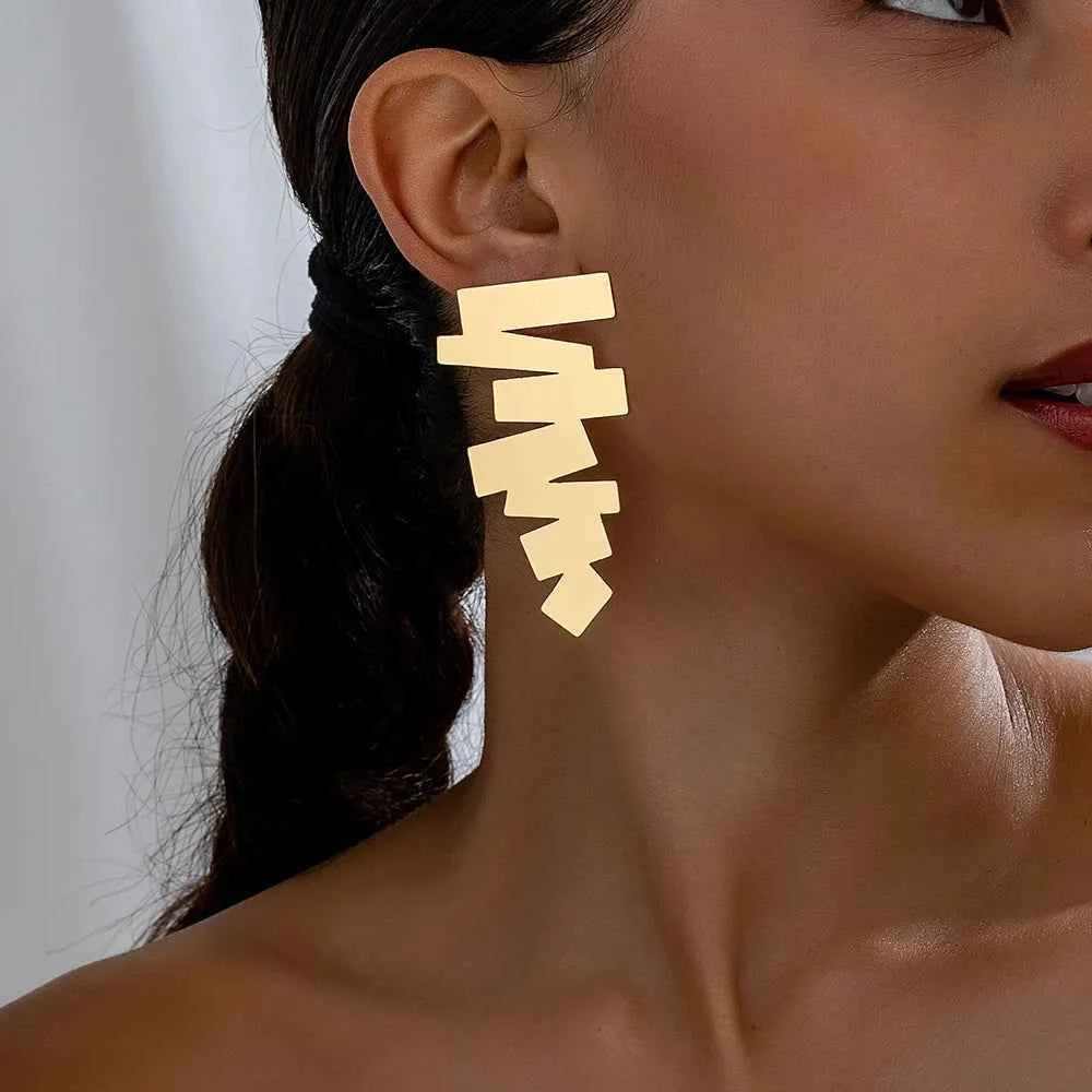 Stud Earrings for Women Personalized Geometric Irregular Ear Accessories Fashion Jewelry Holiday Party Gift OL DE059