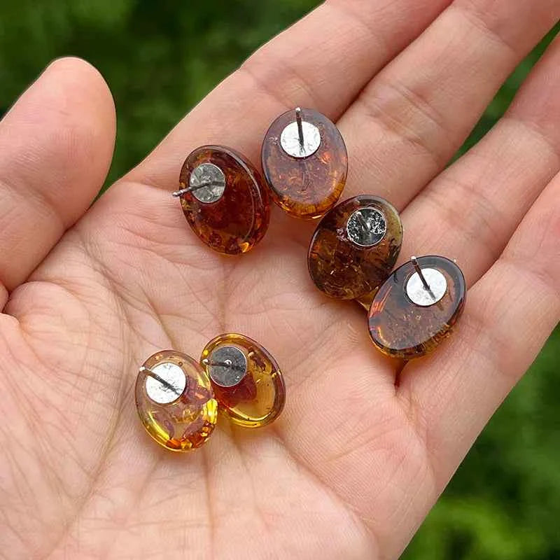 Yoowei Natural Floral Amber Earrings for Girls Chic Sweet Stud Earring Lady Fashion Baltic Oval Amber Jewelry Gift Wholesale