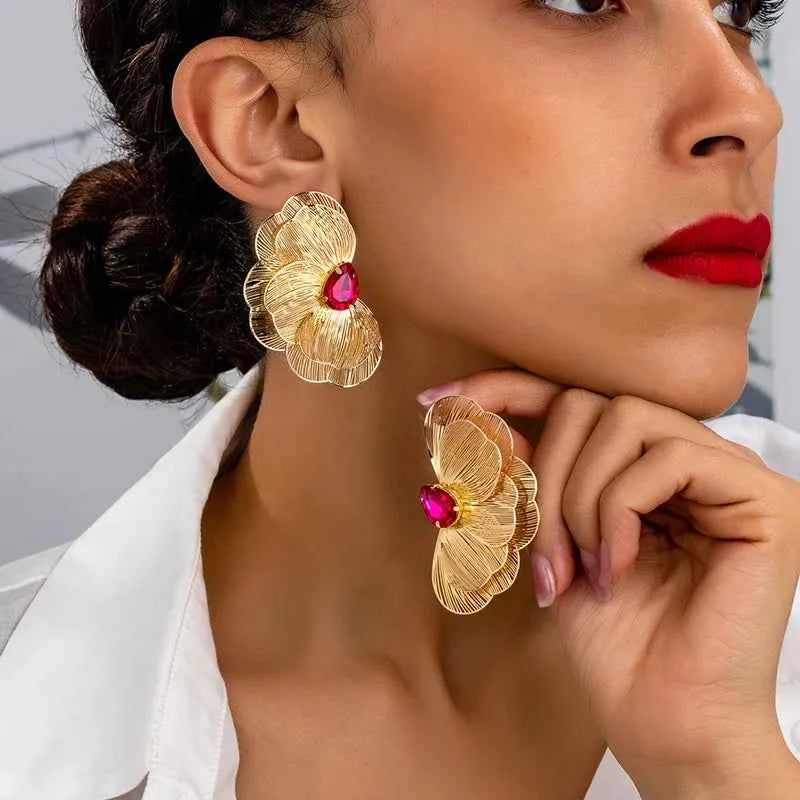 Flower Petal Stud Earrings For Women Girls Temperament Geometric Ear Accessories Party Gift Holiday Fashion Jewelry BE593