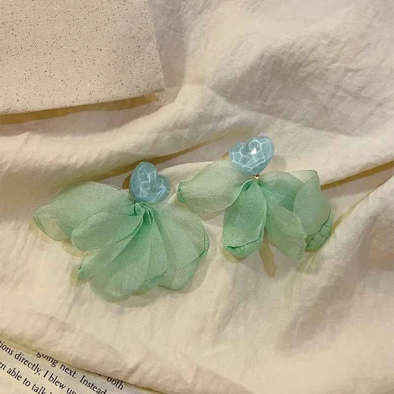 Vacation Style Flower Petal Earrings for Women New High-end Temperament Chiffon Earring Grand Super Fairy Sweet Earrings Серьги