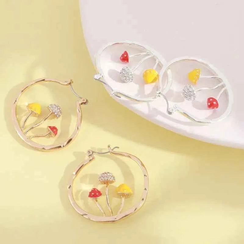 Makersland Unique Earring For Women Cute Mushroom Hoops Gold Color Sweet Butterfy Bee Earrings Trendy Designer Jewelry Luxury