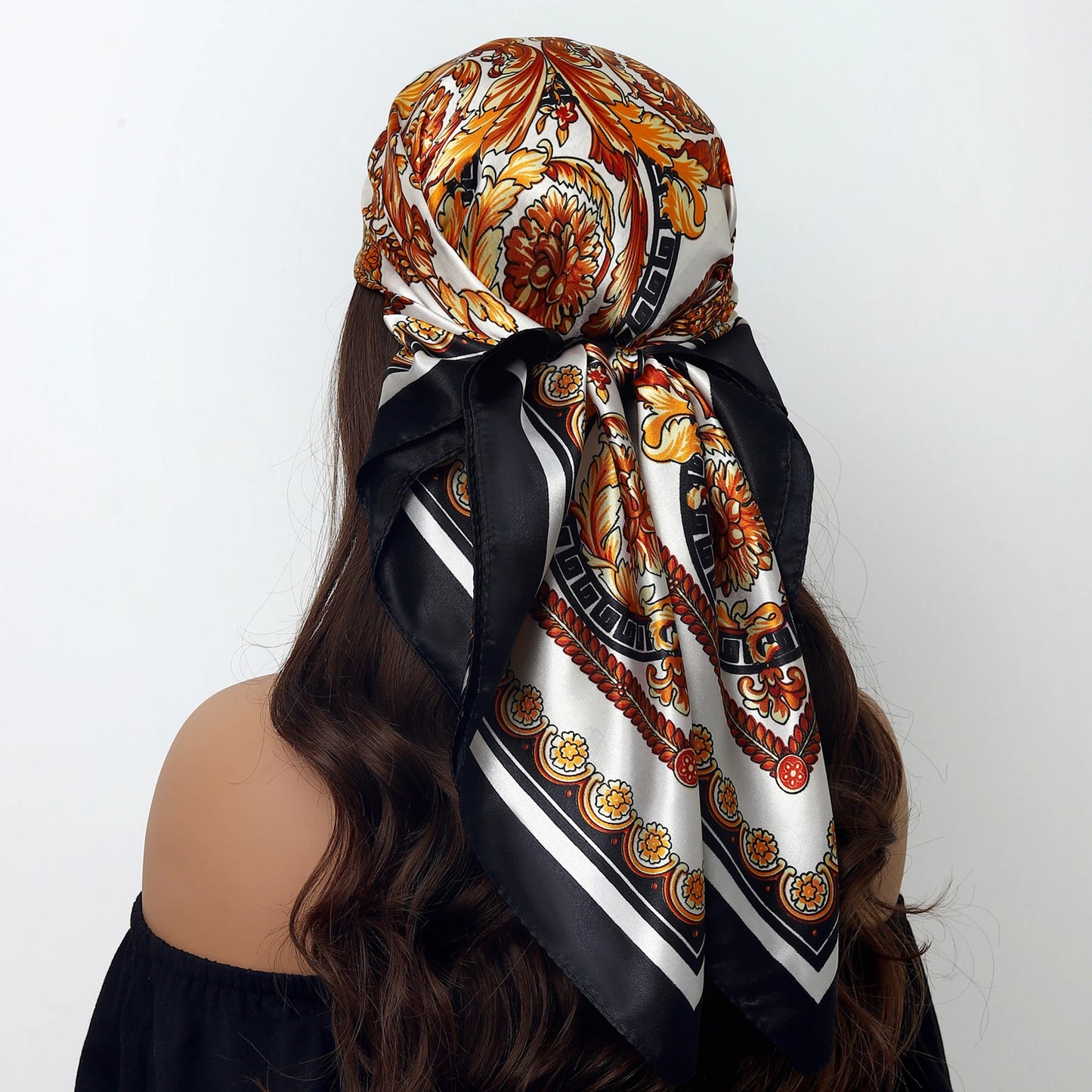 1 piece 35.4 inches Women Shawls Fashion print Summer Kerchief Luxury Brand 90X90CM Bandanna New Foulard Satin Square Headcloth