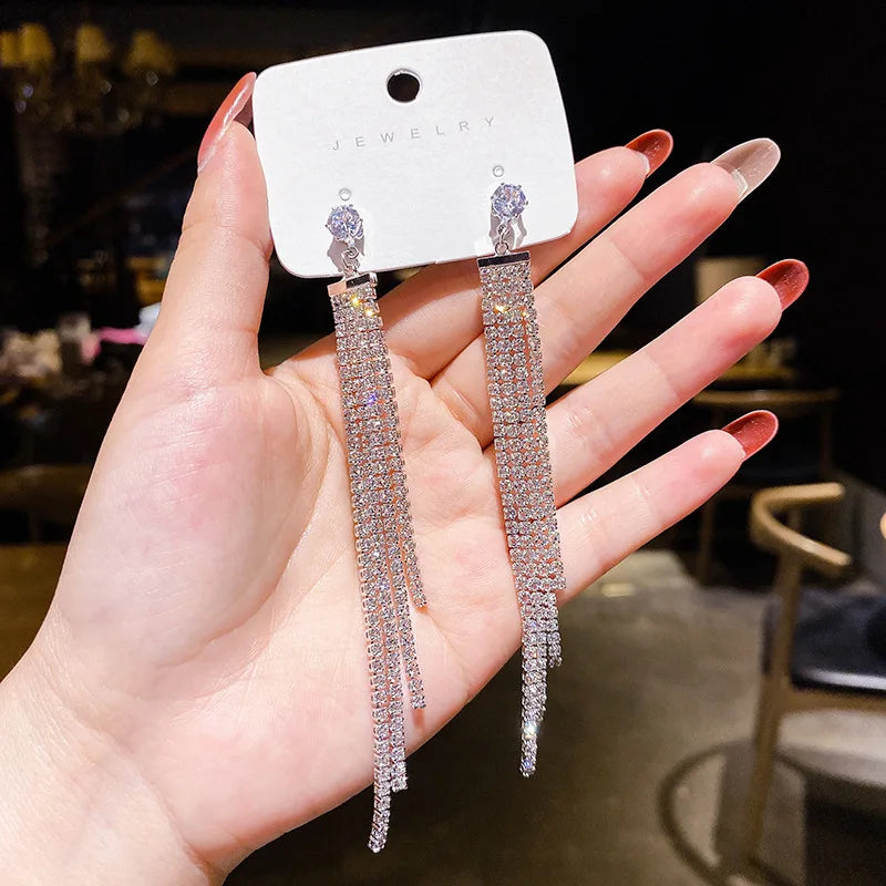 2023 New Fashion Trend Unique Design Elegant Delicate Red Cherry Stud Earrings For Women Jewelry Wedding Party Premium Gifts