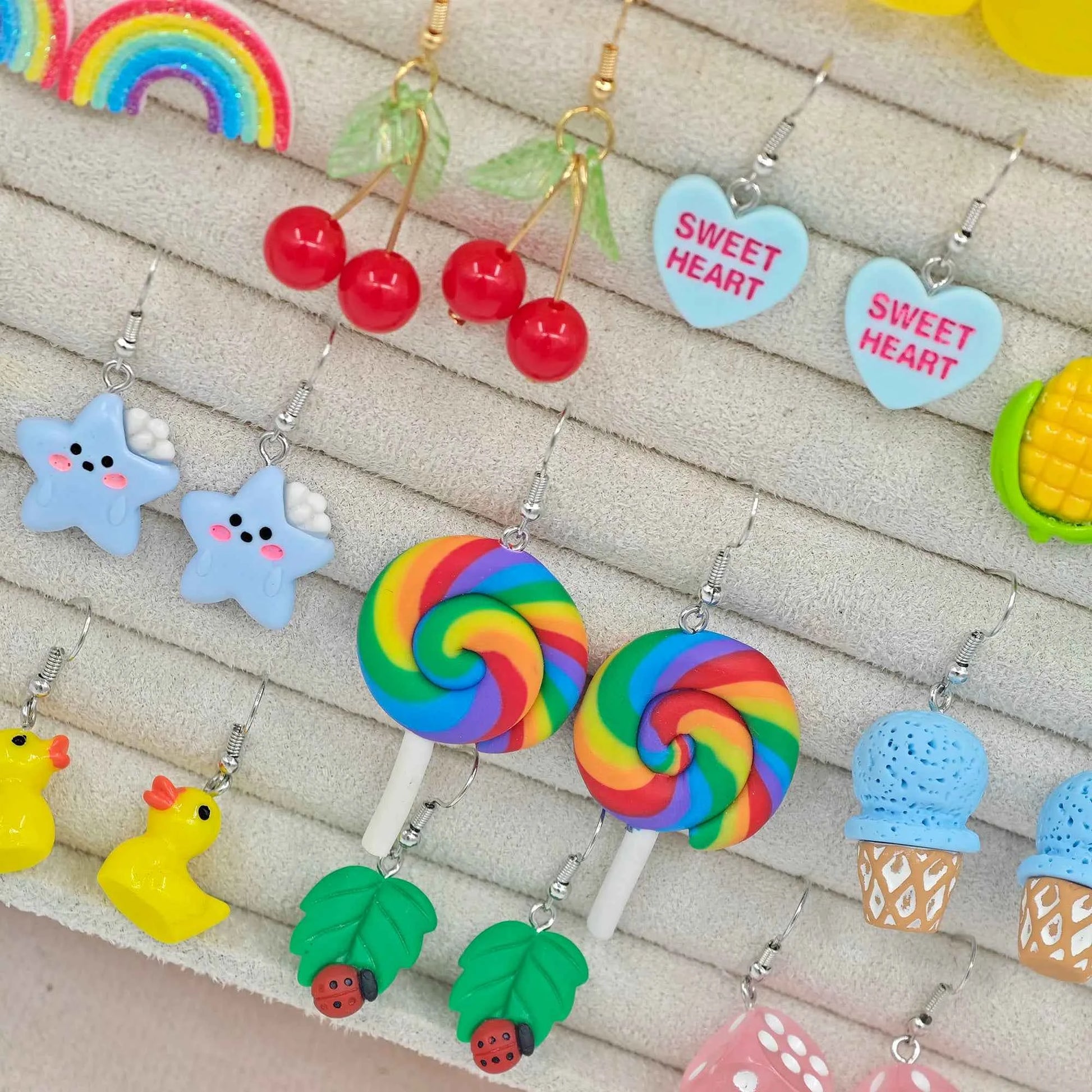 10/40pcs Fashionable earrings, personalized and fresh, simulated vegetable and fruit combination set, funny and fun earrings