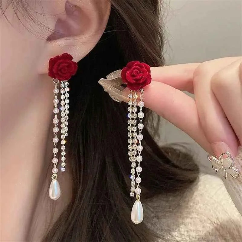Luxury Flower Butterfly Long Tassel Drop Earrings for Women Exquisite Crystal Zircon Earrings Daily Accessories Party Jewelry