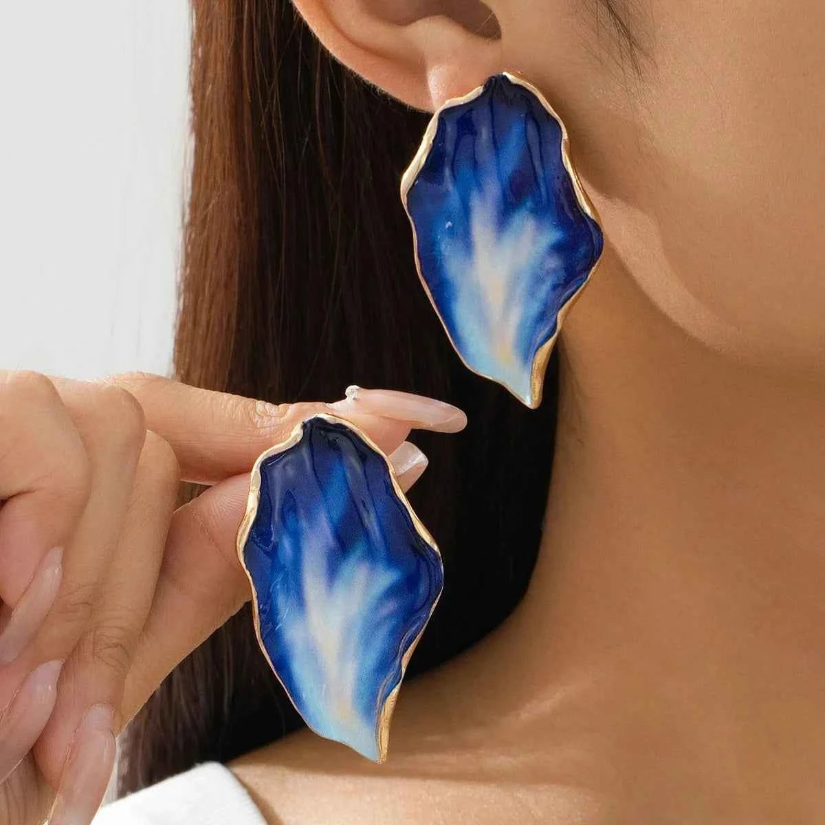Irregular Pleated Drip Earrings For Women Girls Enamel Glaze Geometric Ear Accessories Fashion Jewelry DE057