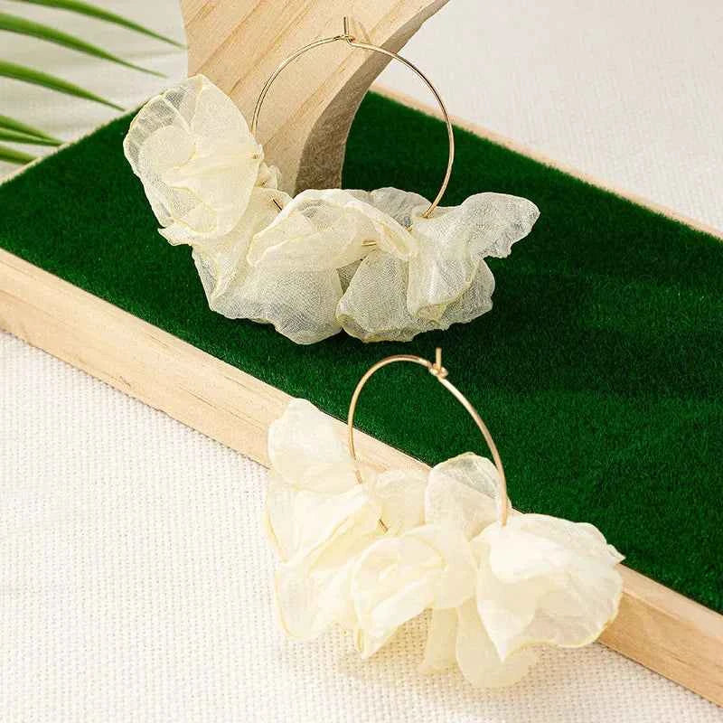 Coloured Flower Earrings for Women Simple Fashion Ear Jewelry Accessories Hot Sale Party Gift 2025 New Style