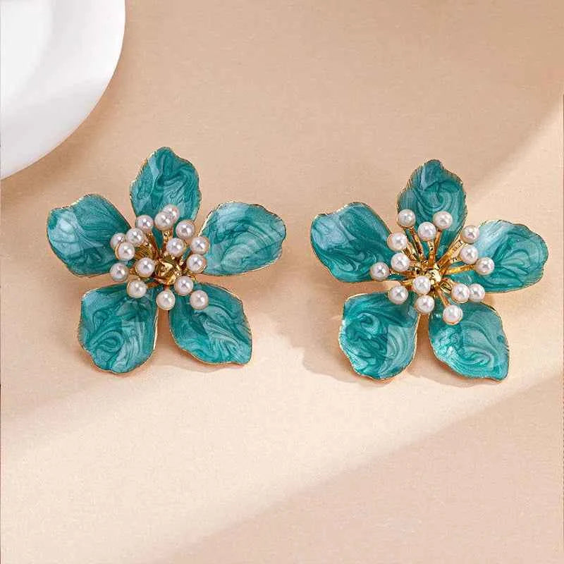 Stamping Metal Flower Enamel Petal Post Earrings For Women Imitation Pearl Multi Color Spring Summer Fashion Jewelry Gift MQF086