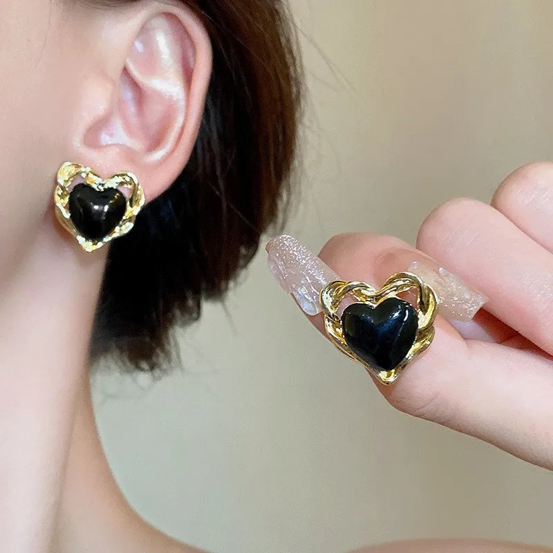 Korean Fashion Heart Drop Earrings For Women Jewelry 2025 Trending Creative Women's Earrings Ear Buckle Accessories Pendientes