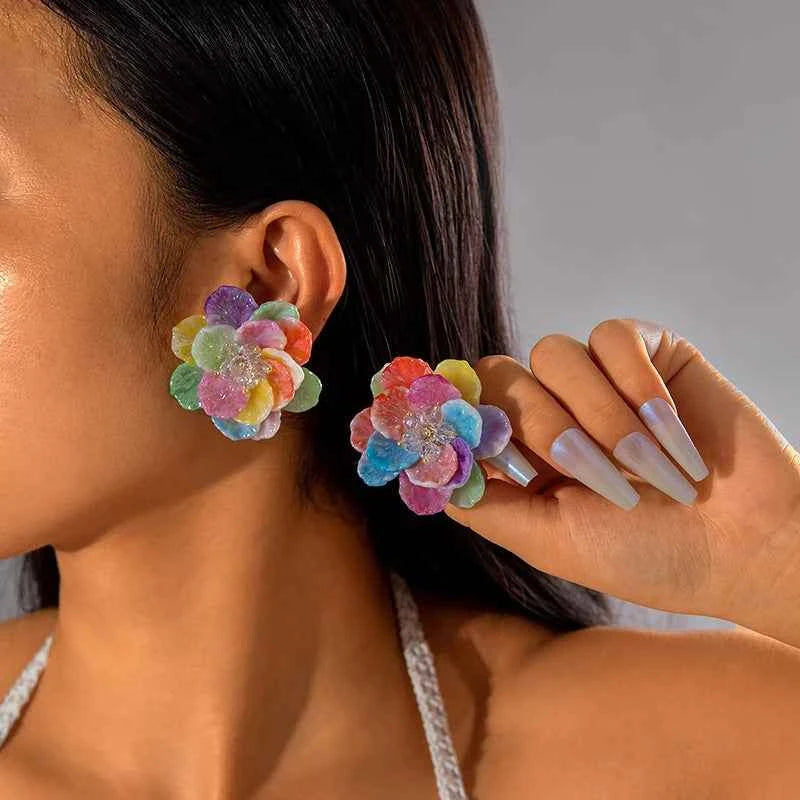 Fashion Colorful Acrylic Resin Vibrant Flower Stud Earrings For Women Sweet Elegant Big Transparent Floral Earrings Jewelry Gift
