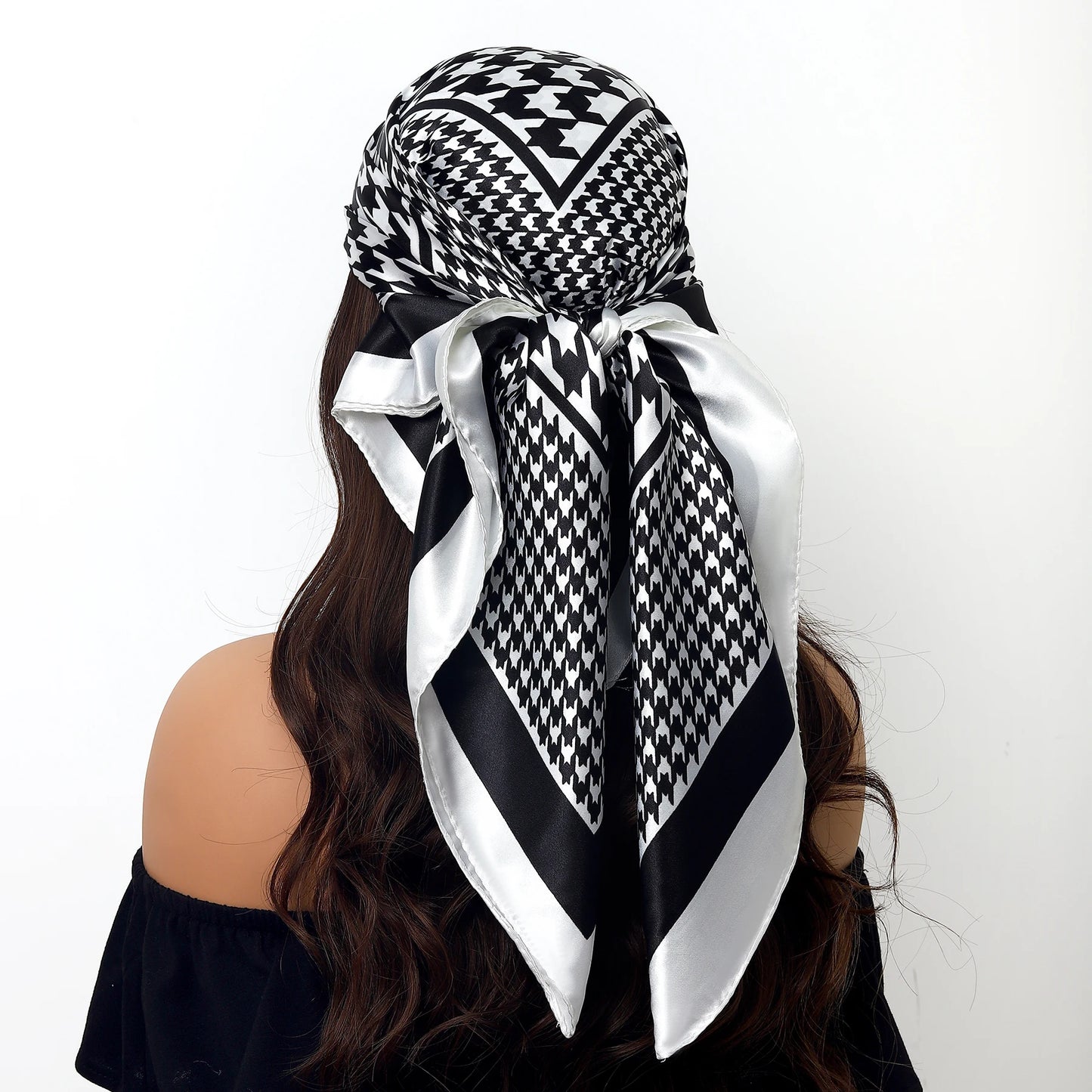 Popular Shawls Europe And America Fashion Bandannas New Print Sunscreen 90X90CM Kerchief Four Seasons Luxury Square Silk Scarves - NamafadStore