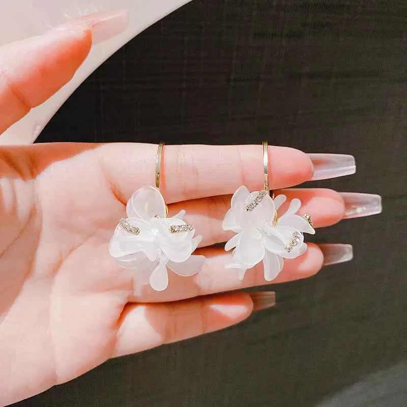 Flower Earrings for Women Acrylic Charming Sweet Floral Girls Party Earrings New Fashion Korean Style Ear Jewelry 2025