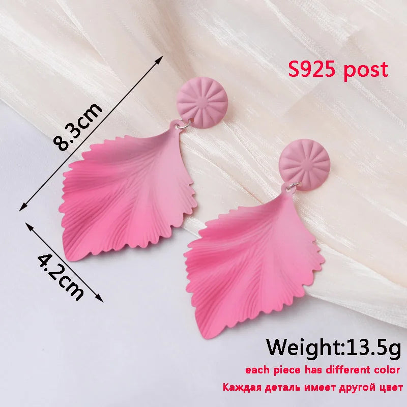 Pink Color Dangle Earrings for Women Korean Fashion Flower Long Hanging Earrings Butterfly Heart Pendants Twist Drop Earrings
