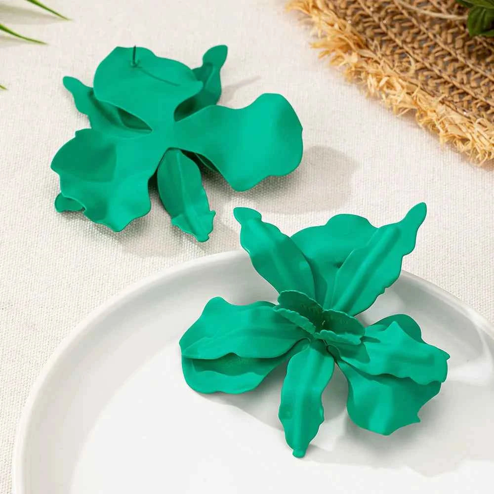 Exaggerated Large Size Spray Paint Flower Stud Earrings For Women Girls Holiday Party Gift Fashion Jewelry Ear Accessories DE049