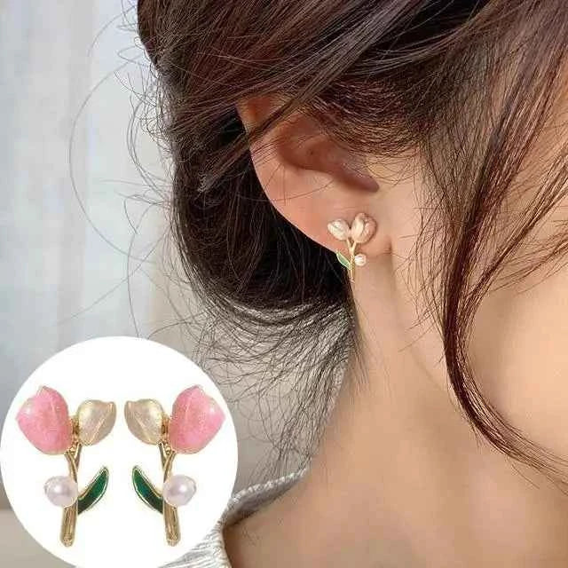 Trendy  Gardenia Pearl Stud Earrings for Women New Design White Green Leaf Flowers Sweet Earrings Fashion Jewelry Wholesale
