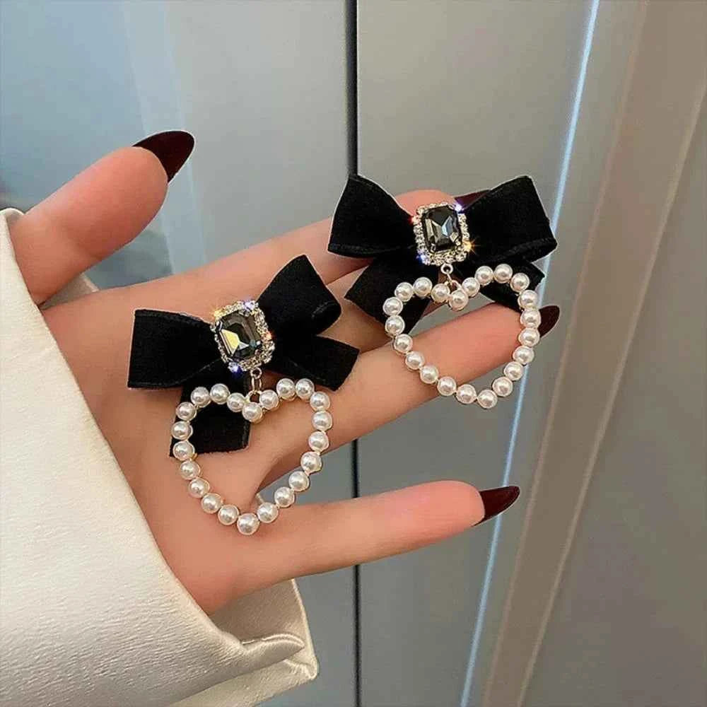 New Fashion Korean Cute Sweet Black White Women Statement Stud Earrings Fabric Lace Bow Drop Earrings Luxury Jewelry Party Gifts