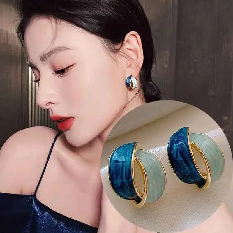 Korean Fashion Heart Drop Earrings For Women Jewelry 2025 Trending Creative Women's Earrings Ear Buckle Accessories Pendientes