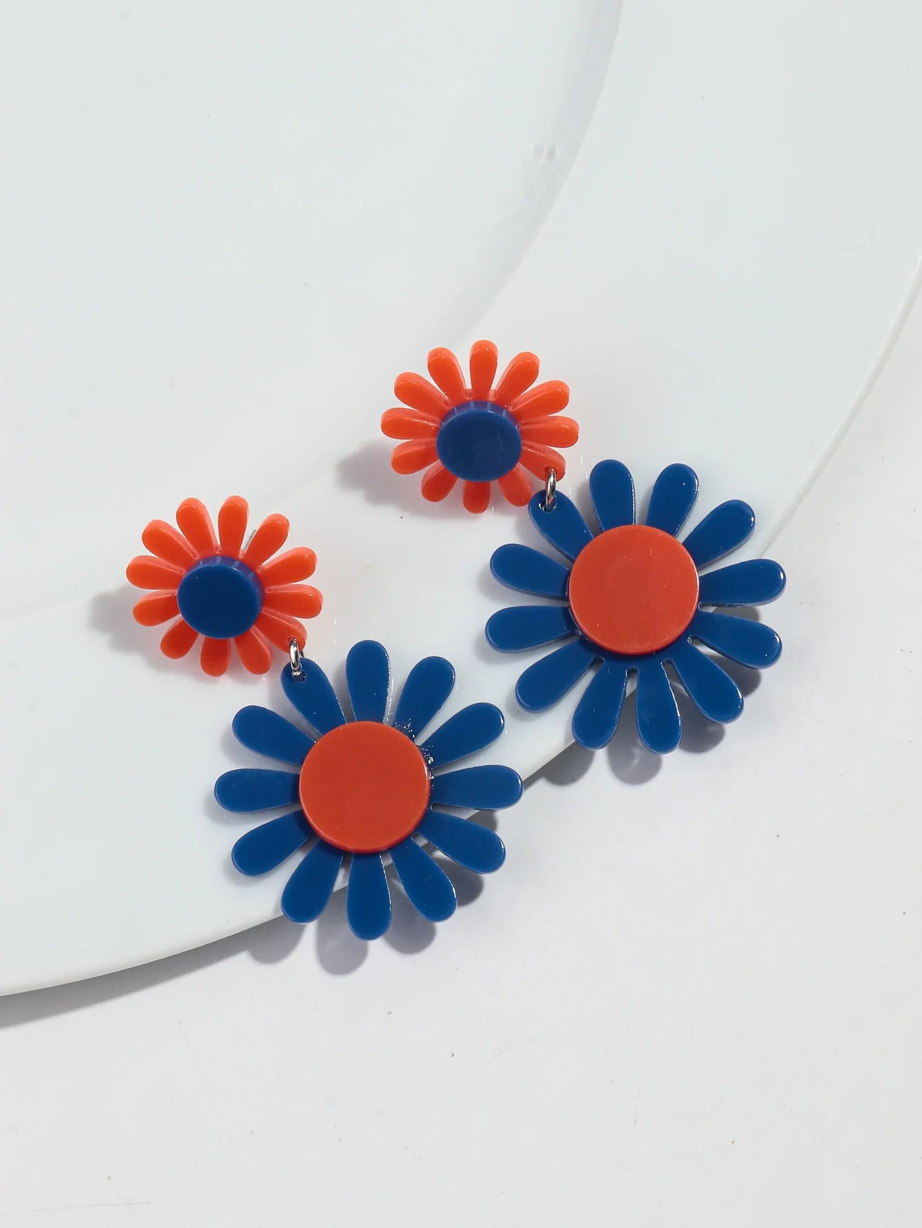 Boho Colorful Acrylic Sunflower Women's Earrings 2024 Trendy Geometric Daisy Flower Long Drop Earring Cute Simple Jewelry Gifts