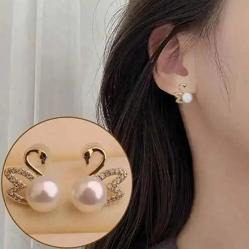 Korean Fashion Heart Drop Earrings For Women Jewelry 2025 Trending Creative Women's Earrings Ear Buckle Accessories Pendientes