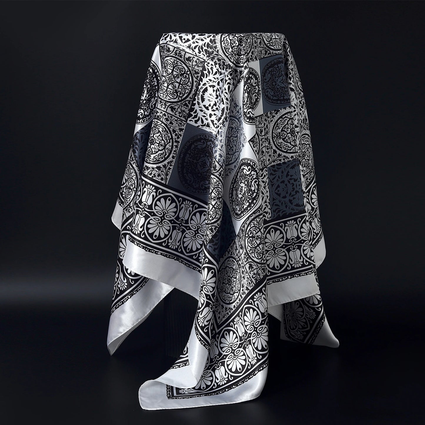 1 piece 35.4 inches Women Shawls Fashion print Summer Kerchief Luxury Brand 90X90CM Bandanna New Foulard Satin Square Headcloth - NamafadStore