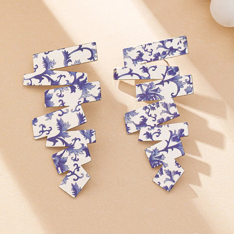 Stud Earrings for Women Personalized Geometric Irregular Ear Accessories Fashion Jewelry Holiday Party Gift OL DE059