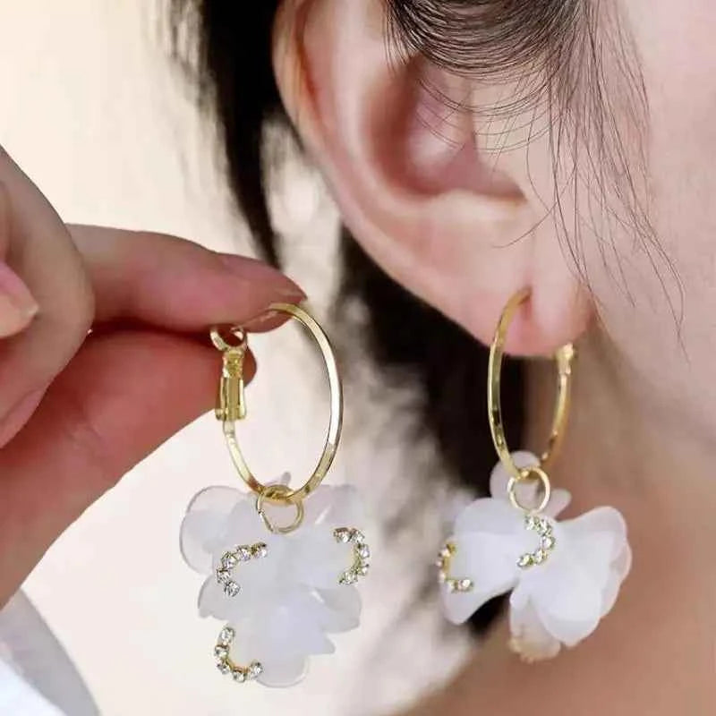 Flower Earrings for Women Acrylic Charming Sweet Floral Girls Party Earrings New Fashion Korean Style Ear Jewelry 2025