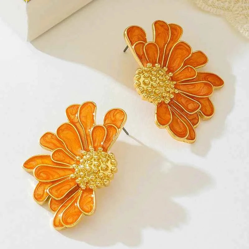 Stud Earrings For Women Girls Retro Alloy Flower Simple Ear Accessories Fashion Jewelry Holiday Party Gift E540