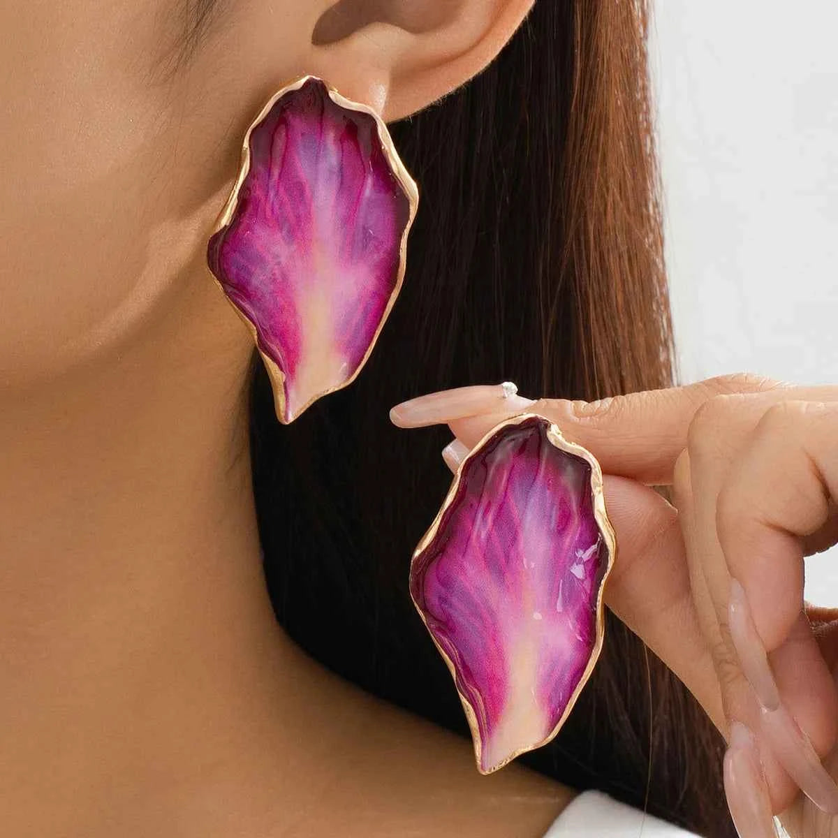 Irregular Pleated Drip Earrings For Women Girls Enamel Glaze Geometric Ear Accessories Fashion Jewelry DE057