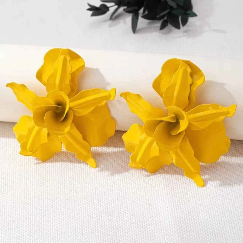 Exaggerated Large Size Spray Paint Flower Stud Earrings For Women Girls Holiday Party Gift Fashion Jewelry Ear Accessories DE049