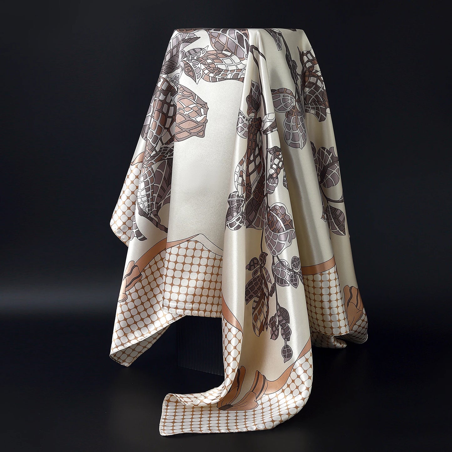 1 piece 35.4 inches Women Shawls Fashion print Summer Kerchief Luxury Brand 90X90CM Bandanna New Foulard Satin Square Headcloth - NamafadStore