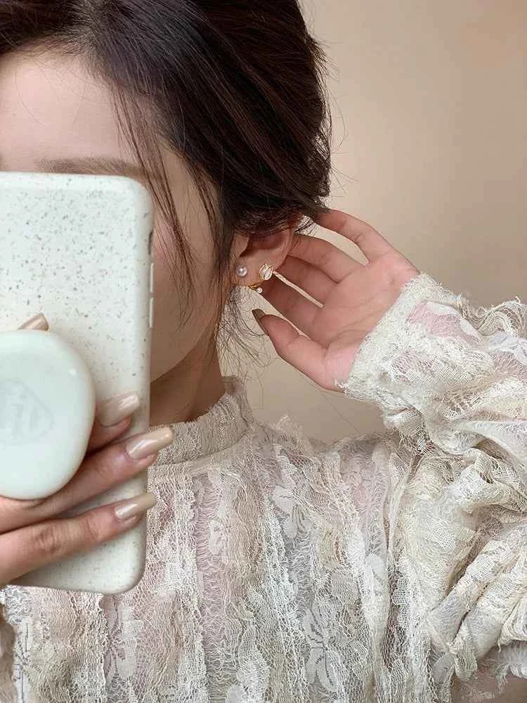 Luxury Gold Color Tulip Flower Opal Stud Earrings for Women Cute Pearl Clip Korea Earring Wedding Bride Jewelry Accessories Gift