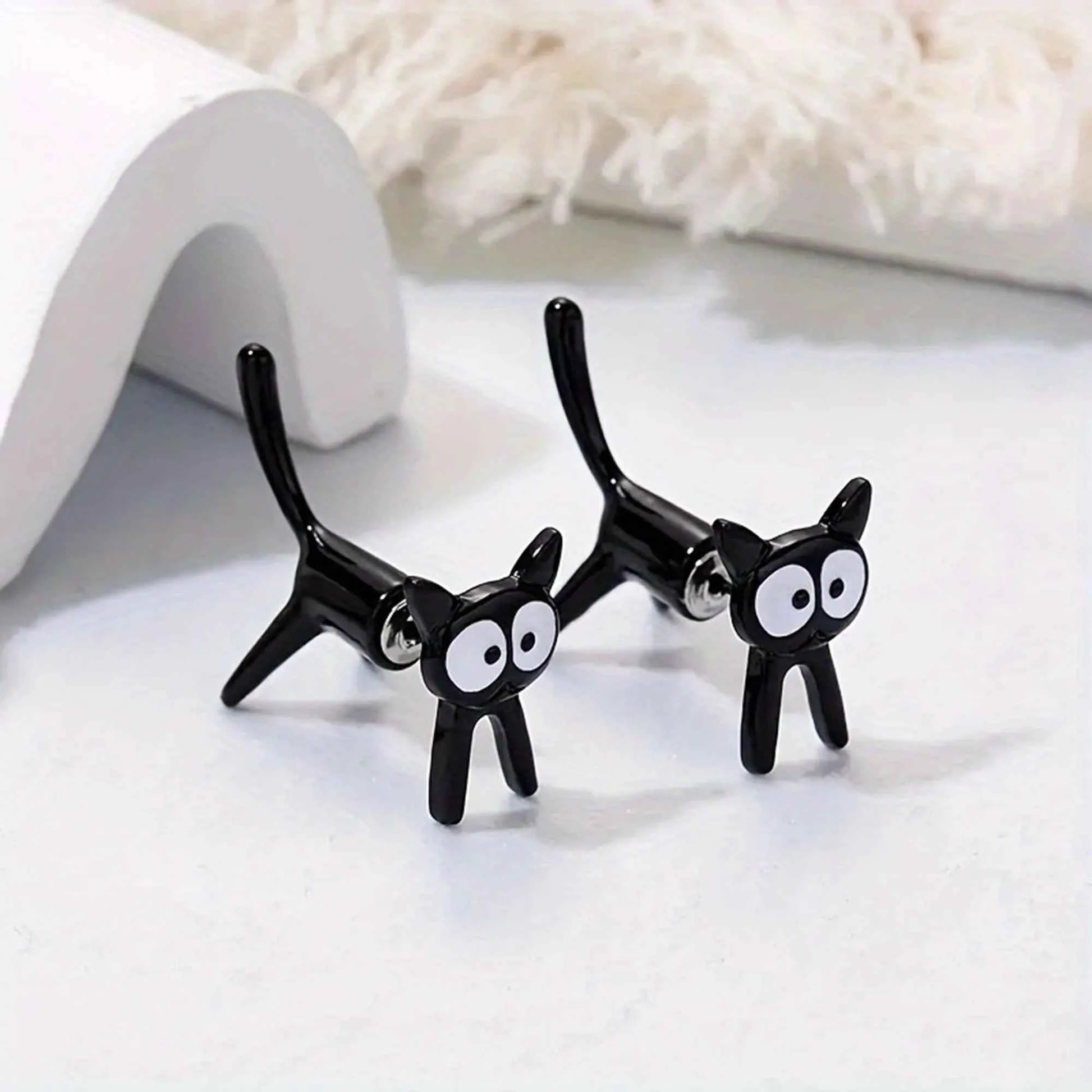 Black Color Cat Design Earrings Stud Trendy Ins Girls Cute Women Earring Animal Design Black Painting