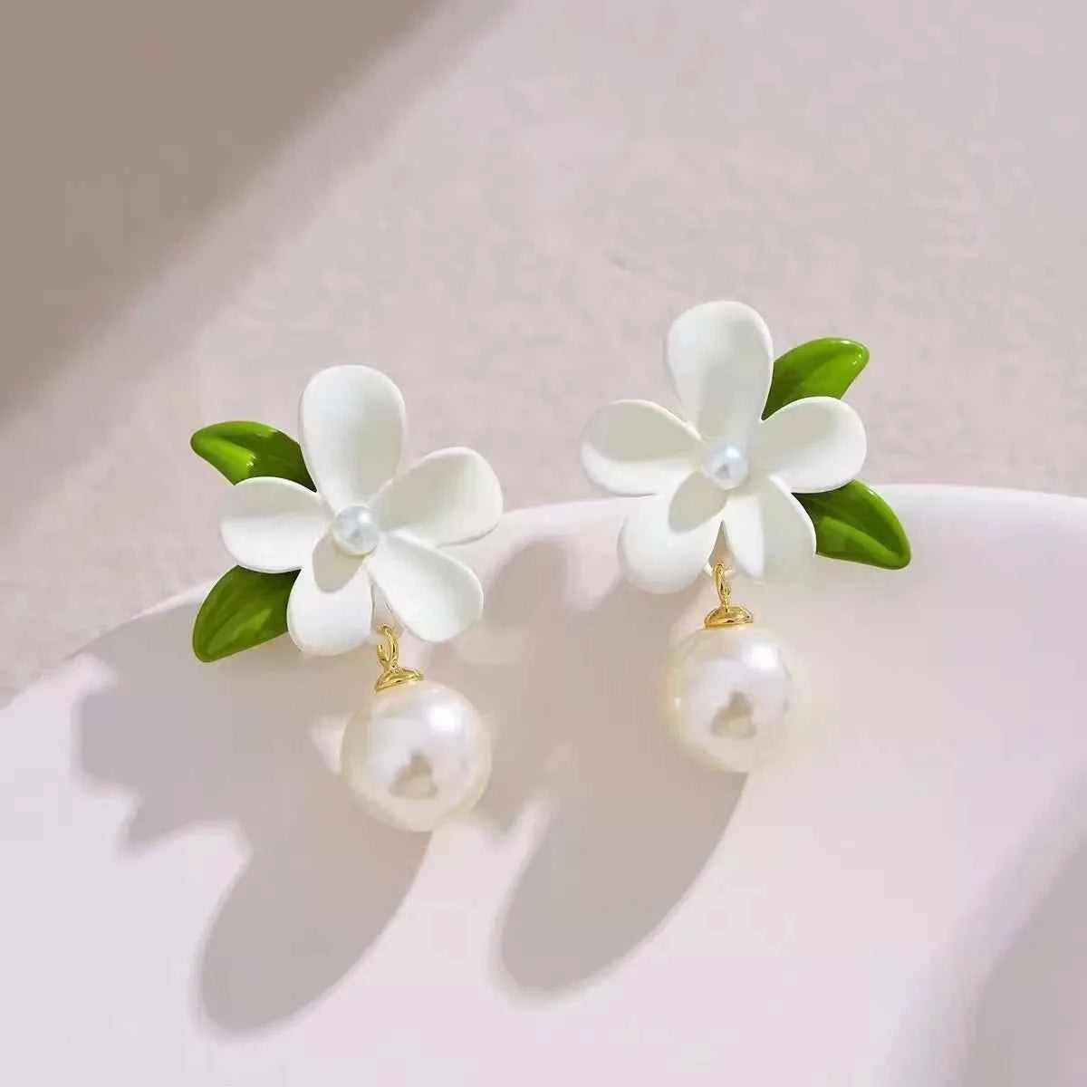 Luxury Flower Butterfly Long Tassel Drop Earrings for Women Exquisite Crystal Zircon Earrings Daily Accessories Party Jewelry