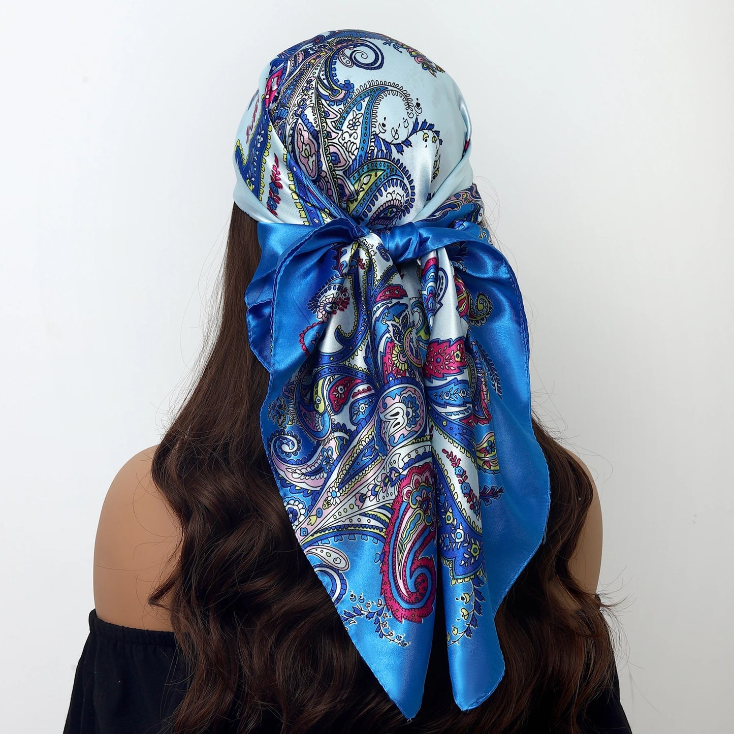 1 piece 35.4 inches Women Shawls Fashion print Summer Kerchief Luxury Brand 90X90CM Bandanna New Foulard Satin Square Headcloth