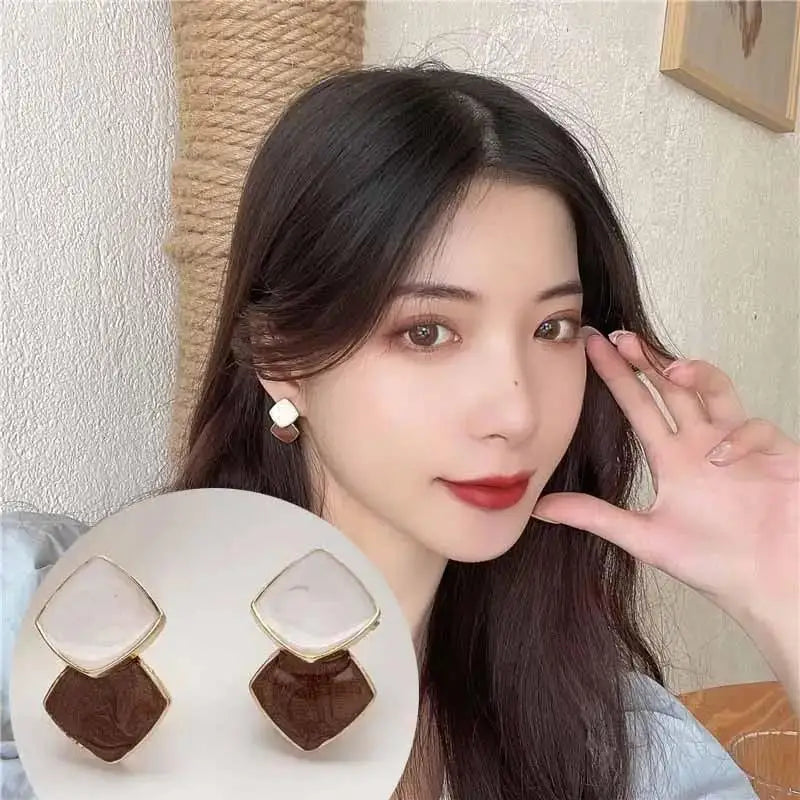 Korean Fashion Heart Drop Earrings For Women Jewelry 2025 Trending Creative Women's Earrings Ear Buckle Accessories Pendientes