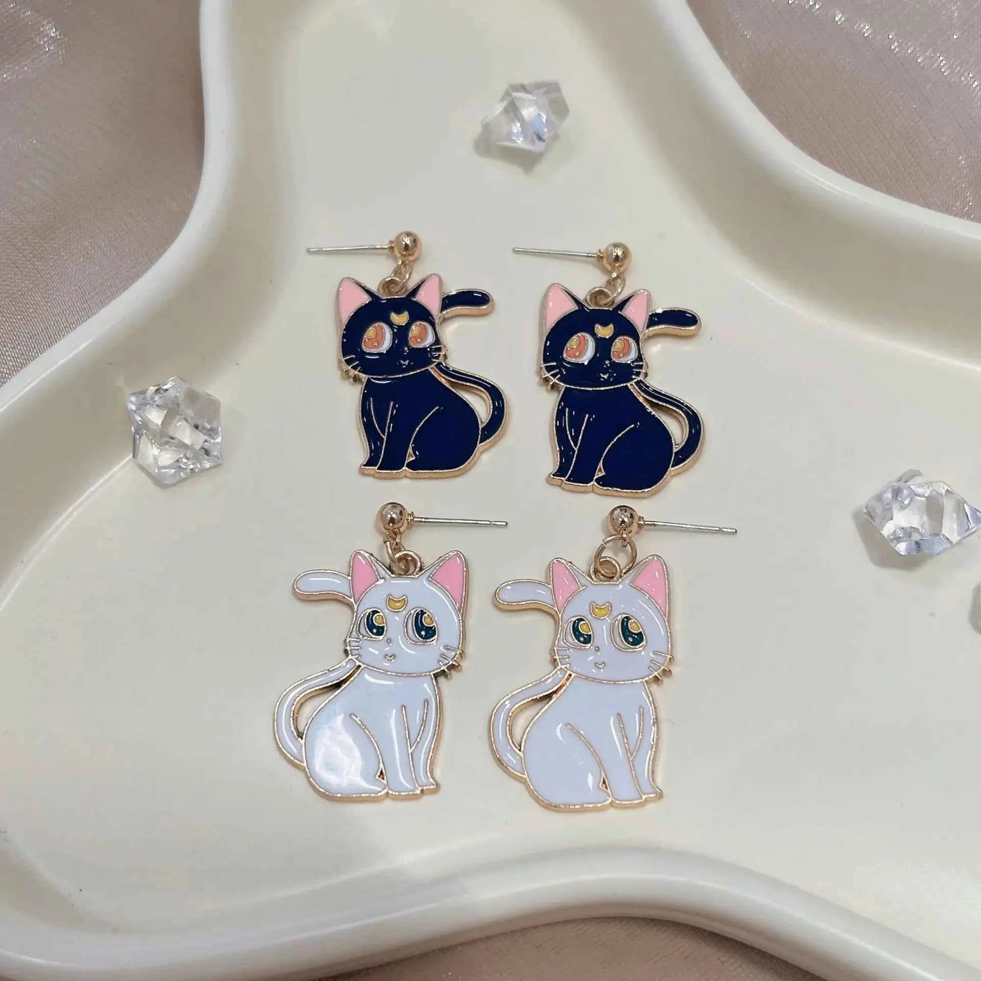 Anime Cute Drop Earrings Kawaii Cartoon Moon Cat Pendant Jewelry for Women Korean Fashion Enamel Design Accessories