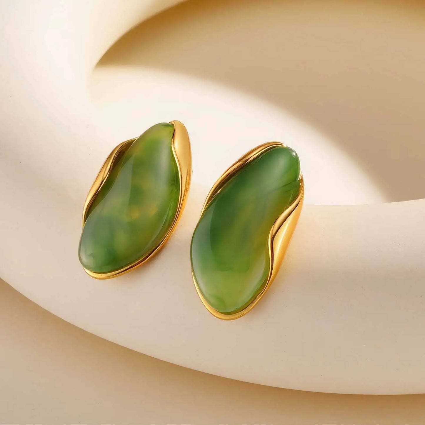 Vnox 2025 Autumn New Brown Resin Geometric Stud Earrings,Stainless Steel 18k Gold-plated Ear Needle,Piercing Jewelry For Women