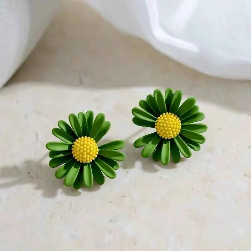 Trendy Sweet Cute Daisy Stud Earrings For Women Girls Korean Fashion Asymmetric Flower Earrings Yellow White Green Party Jewelry